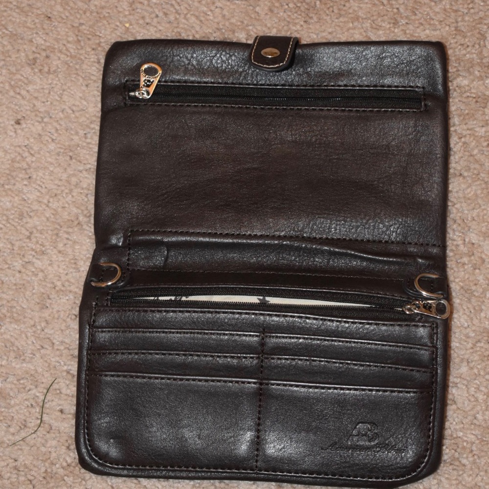 Wallet - Picture 2 of 2